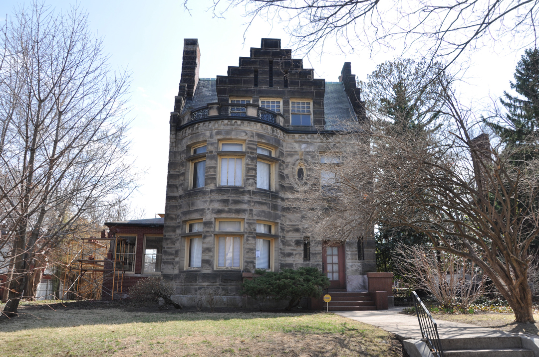 Old House 